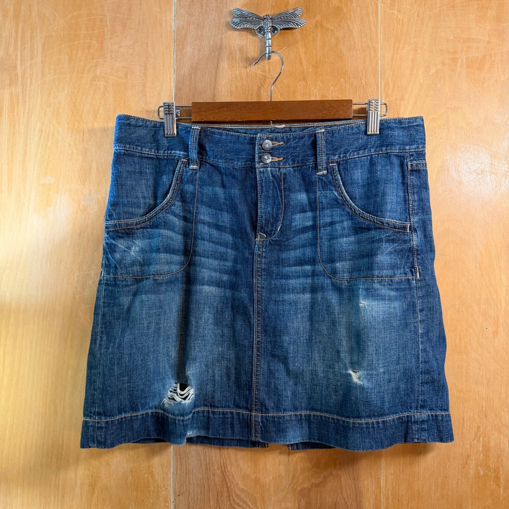 Old Navy Denim Mini Skirt Womens 8 Blue Distressed Cotton Jean Skirt Medium Wash
